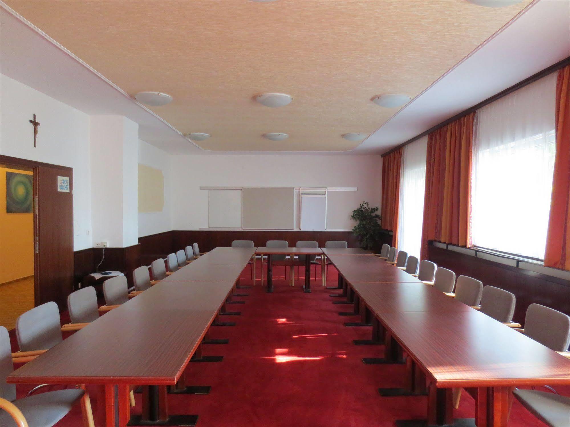 Hotel Zur Post Ильмиц Экстерьер фото
